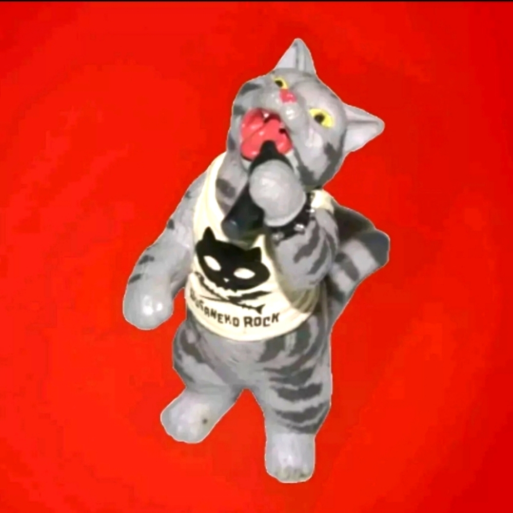 RE-MENT Cat ROCK BAND gray pvc action figure _ QTY 1 /•᷅•᷄\੭